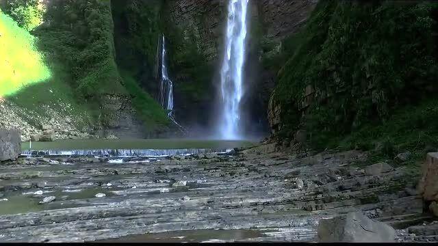 逃离海岛村